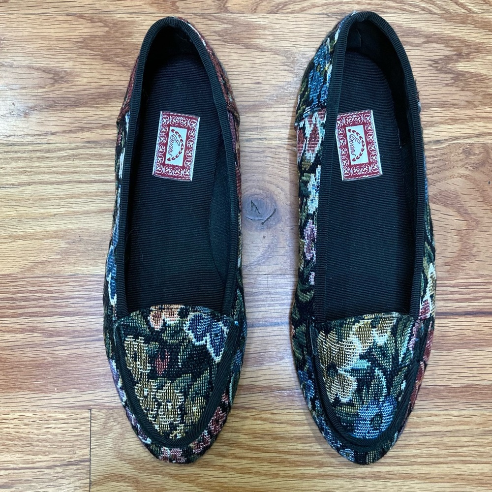 COPY - Floral Women's Flats or Slippers